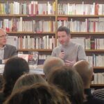 Gabriel Zucman (à la derecha) en una conférencia en Vincennes